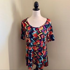 EUC LuLaRoe Perfect T